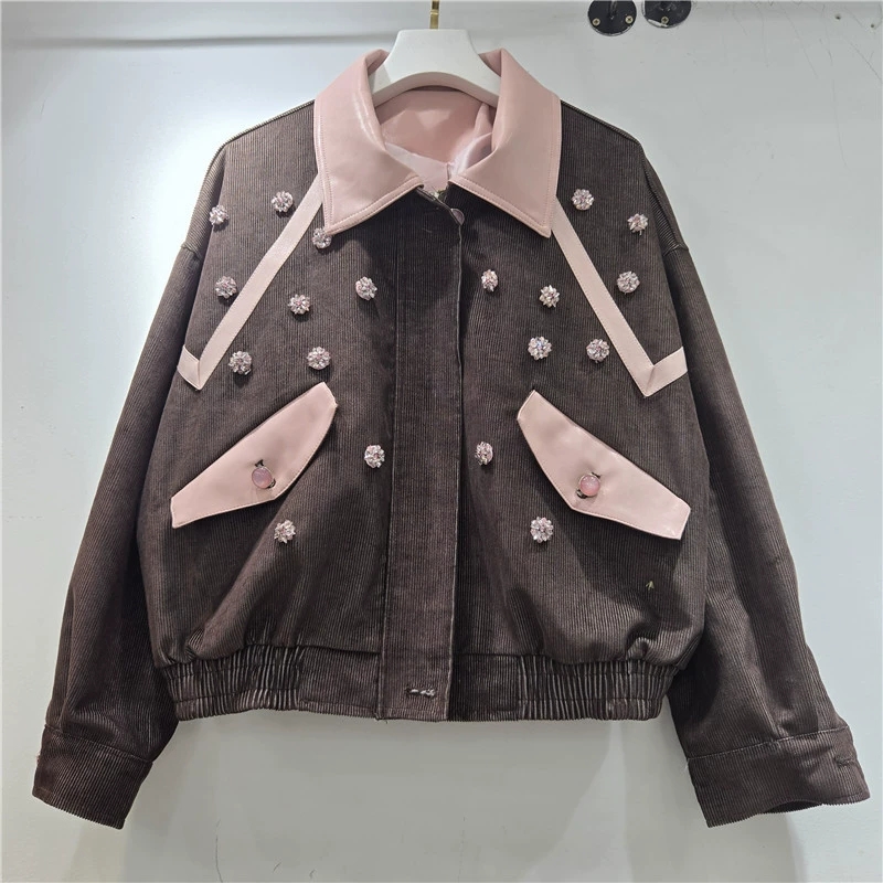 Zwaar bewerkte corduroy jas me - Leatherwork Flowers recensie en prijs