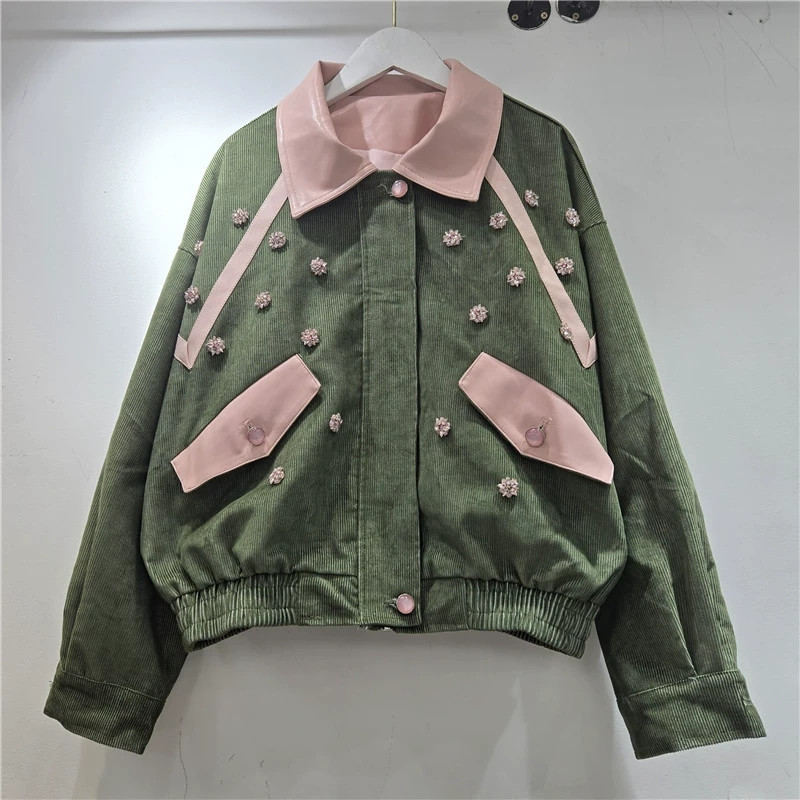 Zwaar bewerkte corduroy jas me - Leatherwork Flowers recensie en prijs